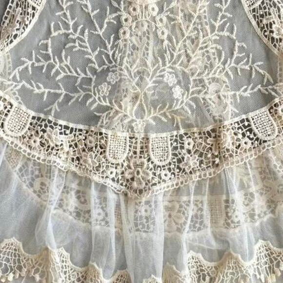 Y2K Cream Lace Peplum Tank Top – Fairycore Cottagecore [M] - Picture 5 of 8